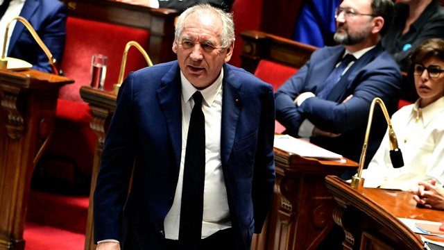 El gobierno francés se somete a una moción de confianza: Es una cuestión histórica