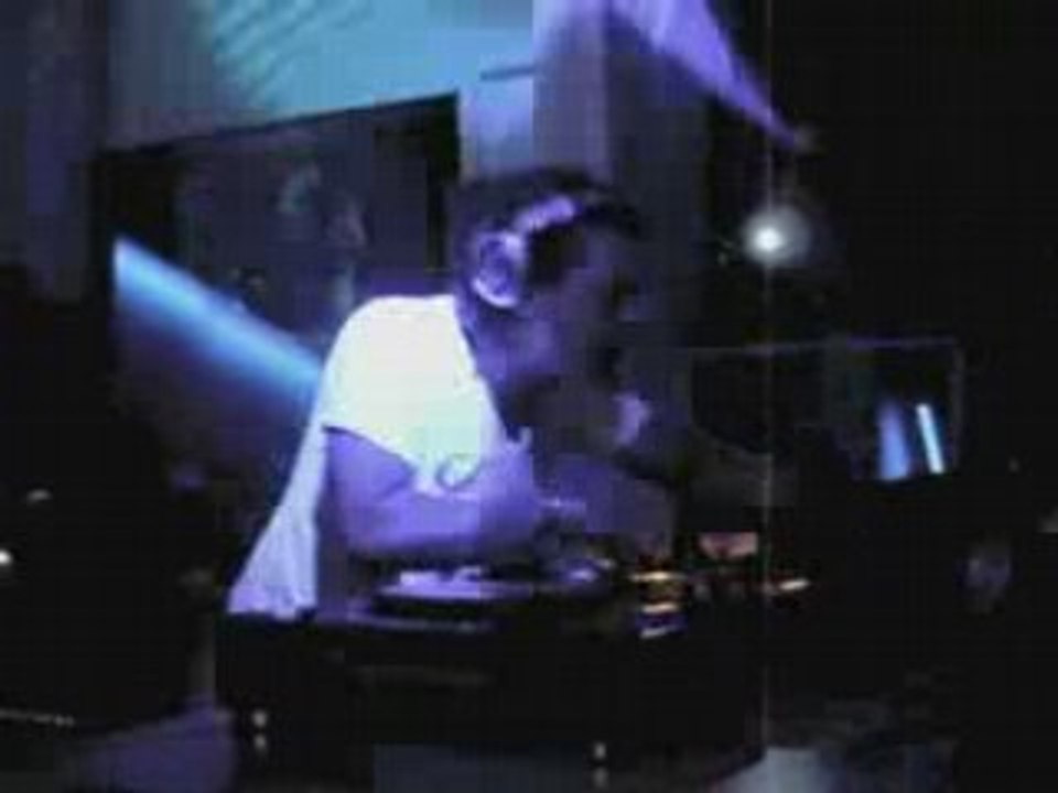 Axwell live @ Les Planches Deauville le 17/05/08