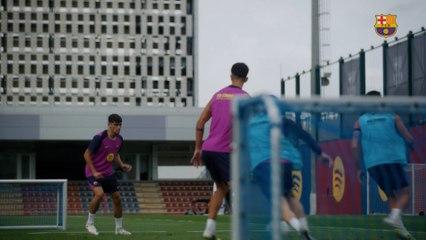 El Barcelona regresa a los entrenamientos sin los internacionales, pensando en el Valencia
