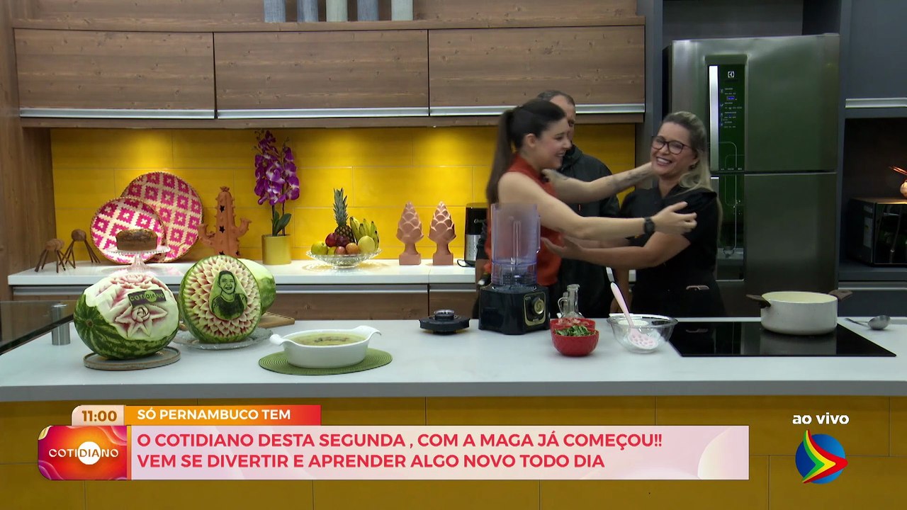 Caldinho Verde com Carmelo Araújo: Aprenda a Receita e Conheça a Arte em Frutas