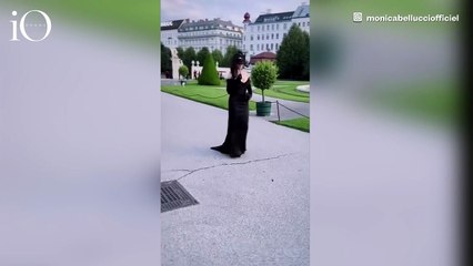 Monica Bellucci regina di stile al gala Cartier: una notte di smeraldi e glamour