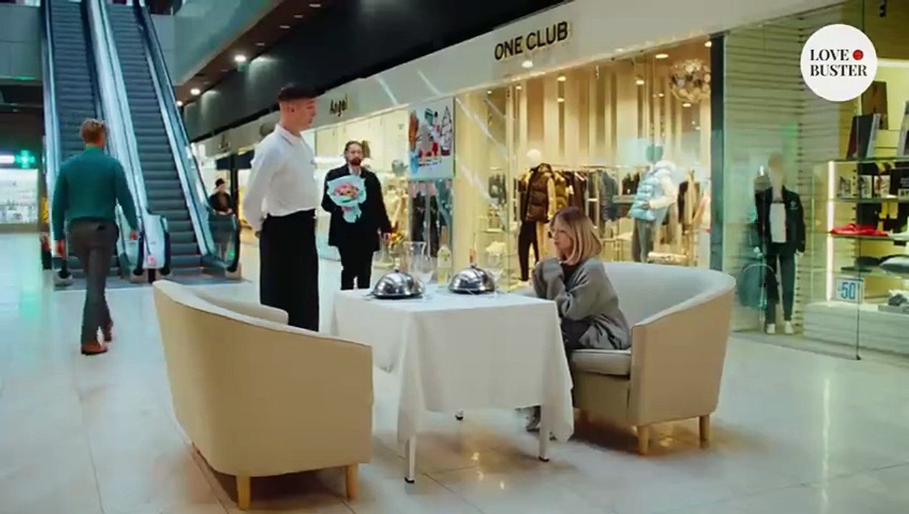 A Homeless Girl_s Love Made Me Rich _ _LoveBusterShow(480P)