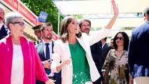 Letizia di Spagna, l'eleganza del completo bianco e l'eccentricità del top fustellato