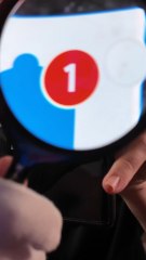 Il existe une toute nouvelle manière d'afficher tes notifications ! #astuce #astuces #tips #tipsandtricks #smartphone #téléphone #tech #astucetech