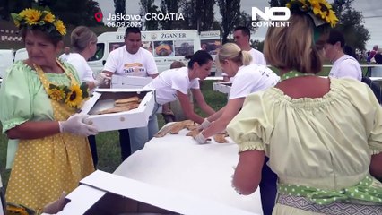 Kroatisches Dorf Jaškovo stellt neuen Guinness-Rekord mit 3.136-Meter-Strudel auf