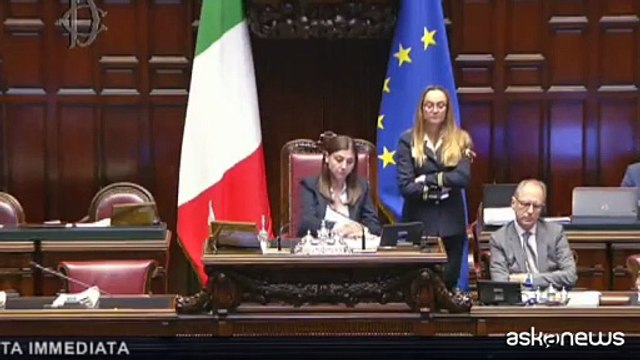 Ilaria Salis, concessi gli arresti domiciliari in Ungheria: l'annuncio del ministro degli Esteri