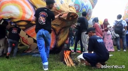 In Indonesia, decine di mongolfiere in cielo per la festa dell'Eid al-Fitr