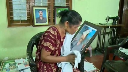 "എന്റെ മോനെ അവർ ഷോക്കടിപ്പിച്ചു.. കാലിൽ മെഴുക് ഉരുക്കി ഒഴിച്ചു.."| Kollam Police | Custodial Torture