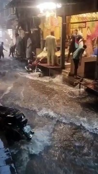 Flash Flooding Hits Lahore, Punjab, Pakistan Amid Heavy Rains