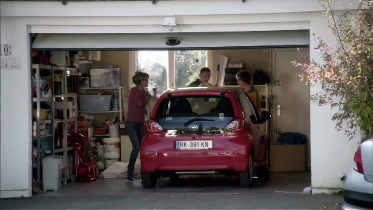 Der Preis des Todes | movie | 2012 | Official Trailer