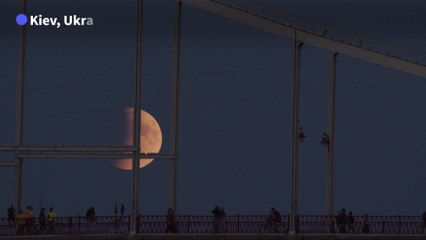 Une "Lune de sang" observée durant une éclipse totale de Lune