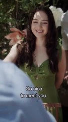 The boss Robert falls in love with a playful girl, and a sweet journey begins..