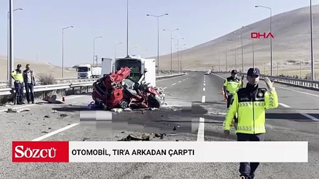 Otomobil, TIR'a arkadan çarptı: 2 ölü, 3 yaralı