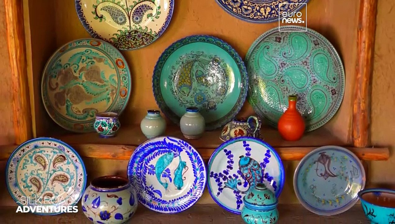 Céramique de Richtan : les artisans ouzbeks transforment argile et couleurs en tradition ancestrale