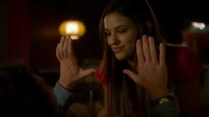 2012 Bomba Gibi Hatun Freaky Deaky Türkçe DUBLAJLI Film İzle