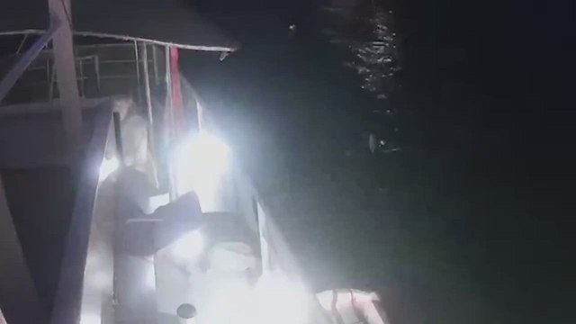 Un dron ataca el barco de la flotilla con ayuda para Gaza en el que viaja Greta Thunberg y provoca un incendio en la cubierta