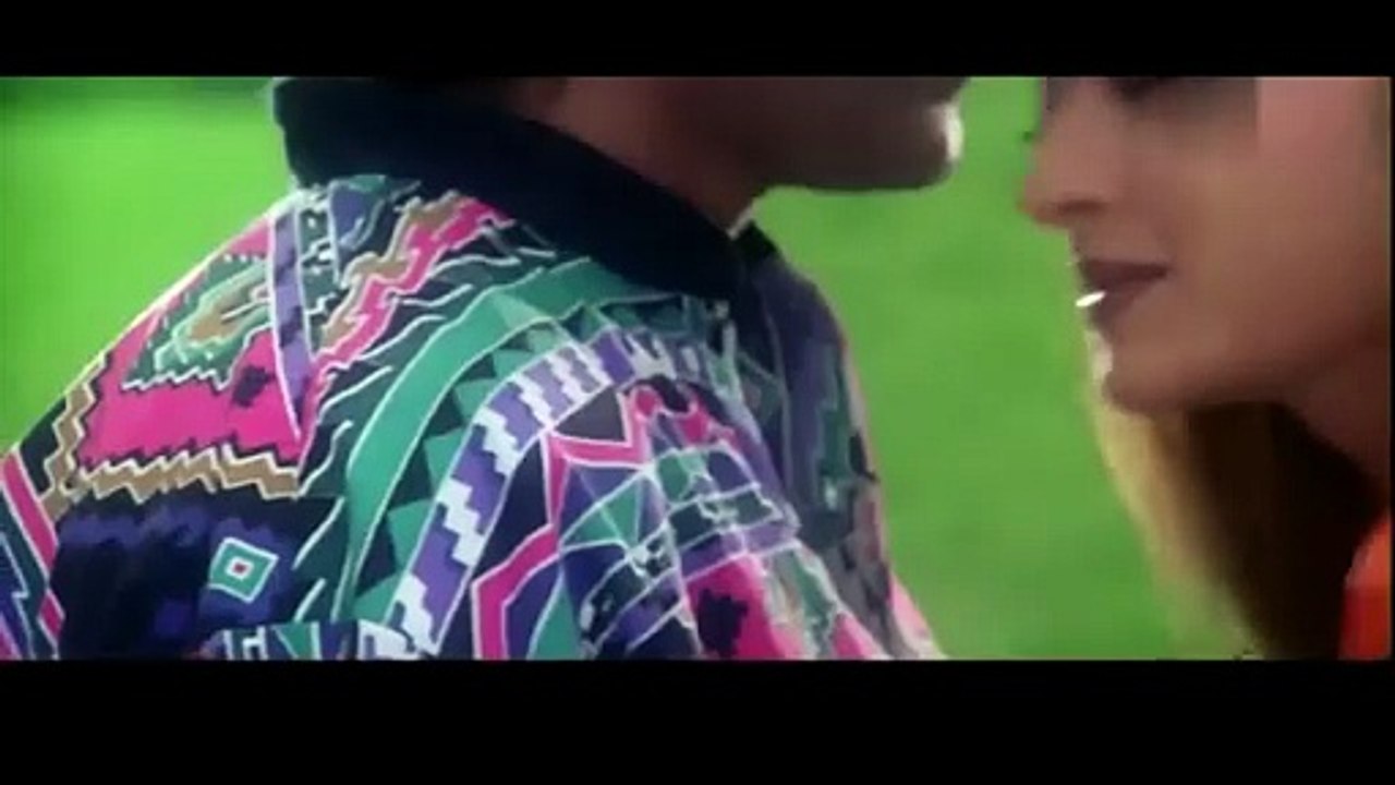 Jagi Huyi Fizayen / Aur Pyaar Ho Gaya (1997)/ Asha Bhosle, Udit Narayan, Bobby Deol , Aishwarya Rai