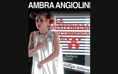 Ambra Angiolini legge il monologo Il pezzo mancante di Stefano Benni