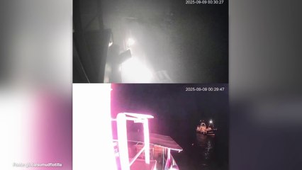 Sumud Flottila, il video dell'esplosione a bordo di una imbarcazione