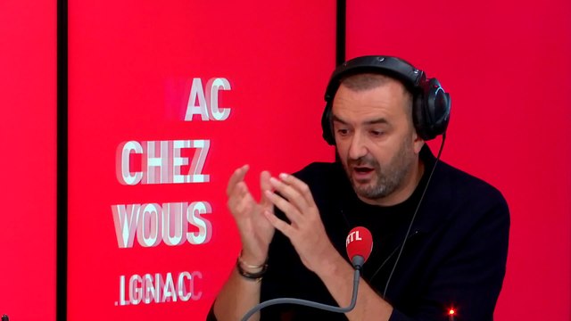 Cyril Lignac présente sa recette de velouté de potimarron et carottes, œuf crémeux et noisettes
