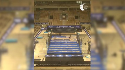 Impactante: así se transforma la Philippe Chatrier de Roland Garros en un templo del pádel  