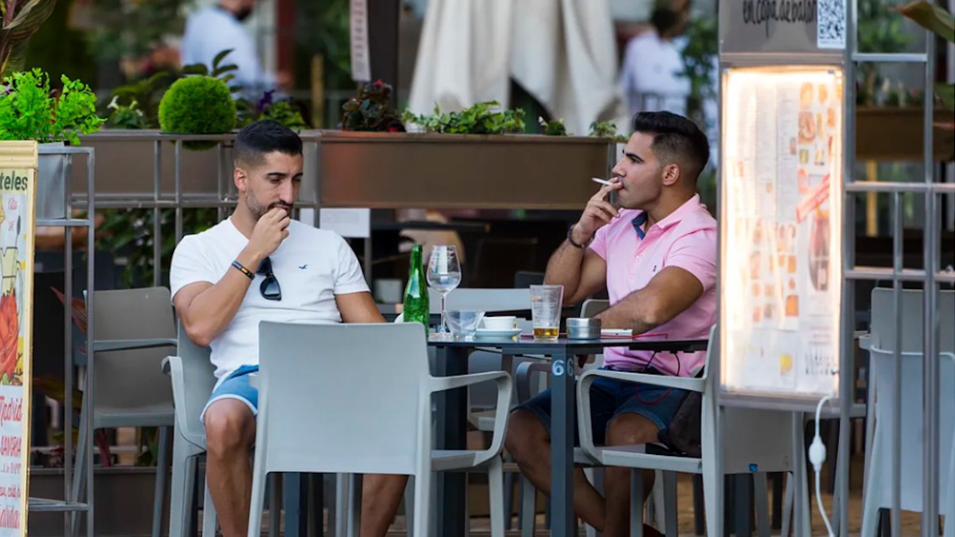 El nuevo anteproyecto de la ley antitabaco: más limitación a fumar en exteriores