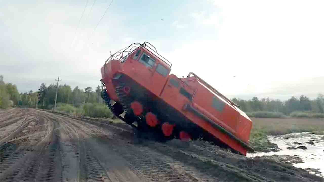 Rostec delivers TM-140 vehicles for rescue in Siberia | Arctic operations