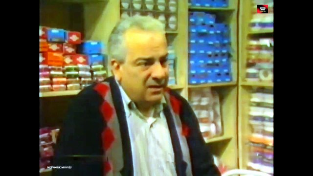 Zeki Alasya - Metin Akpınar - Nöbetçi Tuhafiyeci (1990)