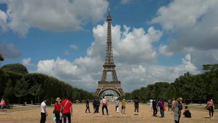 Francia, la crisi politico-finanziaria scuote l’Europa