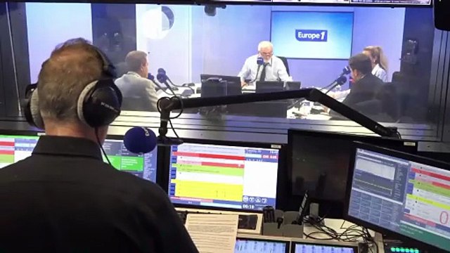 France Inter : accusé de connivence avec le PS, Thomas Legrand renonce à son émission