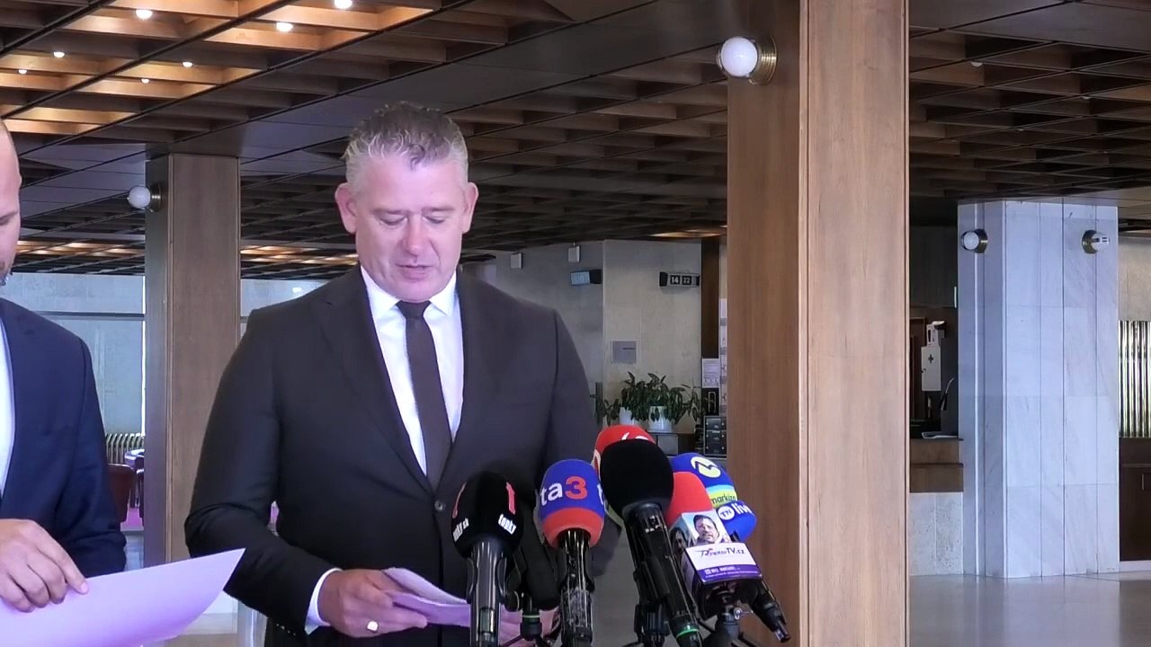 ZÁZNAM: Reakcia Hnutia Slovensko na konsolidačný balíček.