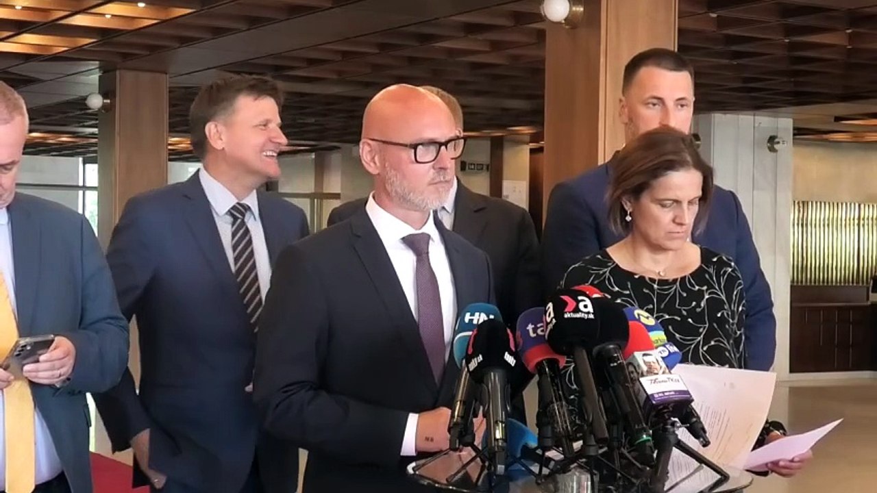ZÁZNAM: Vláda ide ďalej podľa SaS a Hnutia Slovensko ožobračovať bežných ľudí