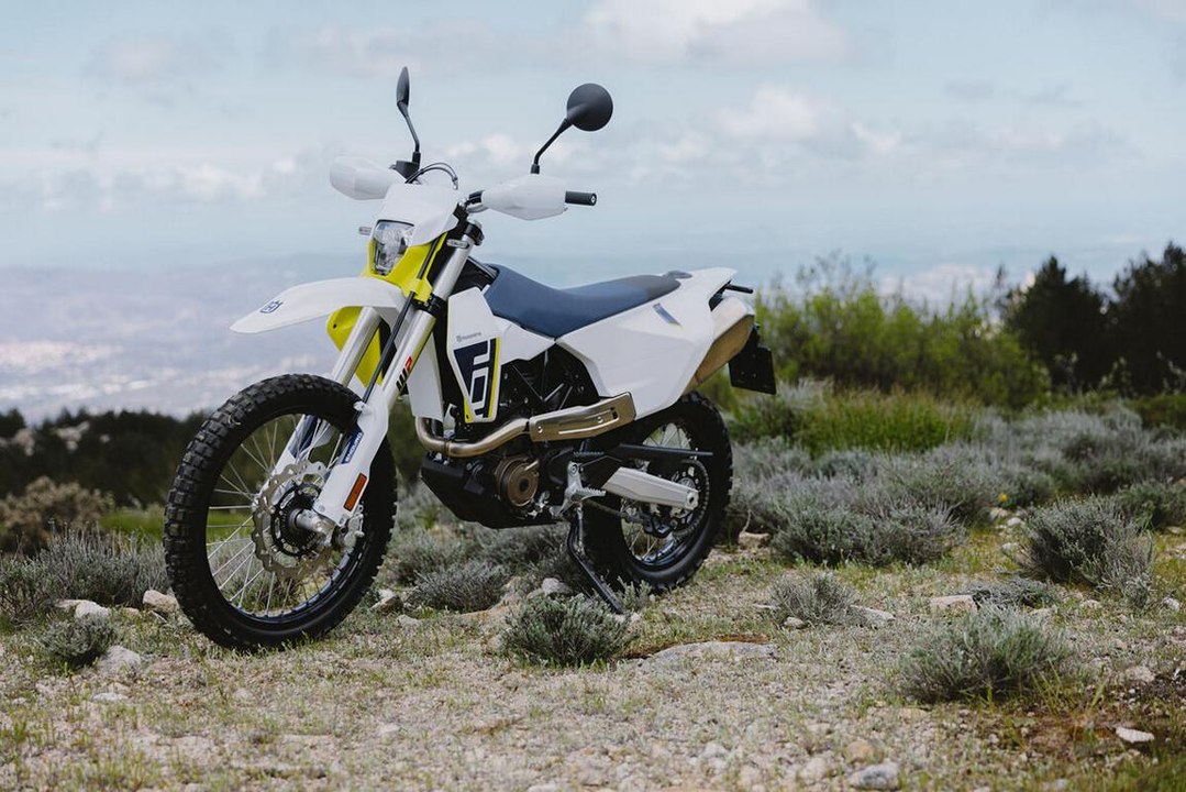 Husqvarna 701 Enduro 2026 im Check – Alle Highlights & technische Daten im Überblick!