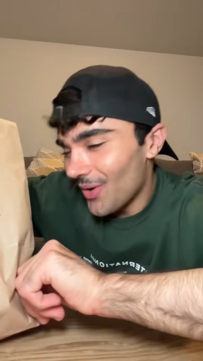 On mange Pepe Chicken !