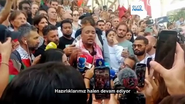 Gazze Filosu'nun öncü gemisinin Tunus açıklarında insansız hava aracı tarafından vurulduğu öne sürüldü