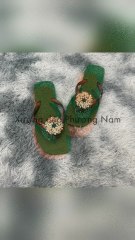 Dép kẹp tông lào xỏ ngón nữ mũi vuông đính charm Nguyệt quế thời trang. - TRIPMAP Marketplace