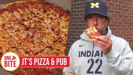 Barstool Pizza Review - JT's Pizza & Pub (Grandview Heights, OH)