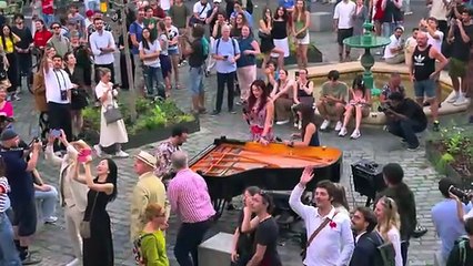 The most INSANE Bohemian Rhapsody Flashmob you will ever see