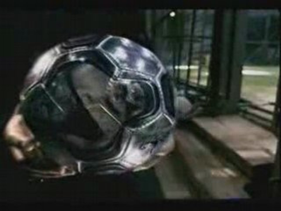 Pub Nike Football - la cage - ERIC CANTONA Speaker