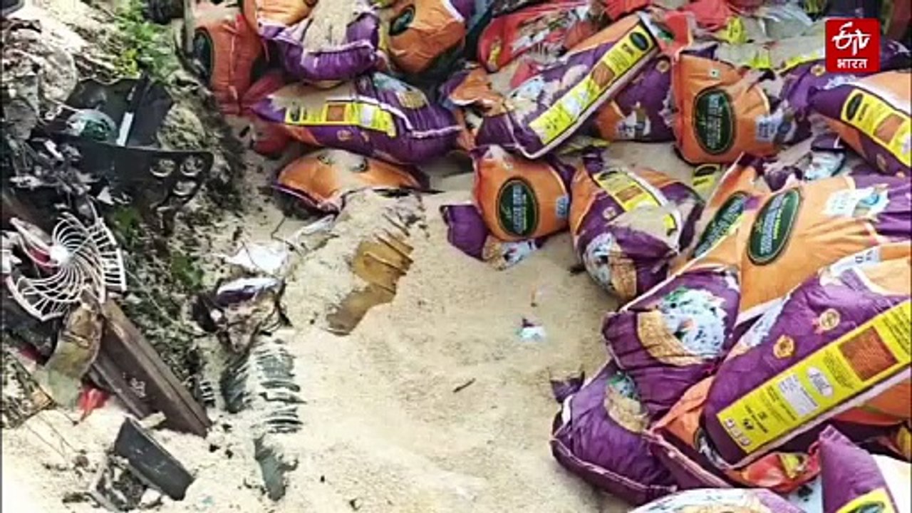 ब्लैक स्पॉट घाटी पर भीषण सड़क हादसा, दो की मौत, ट्रक के उड़े परखच्चे