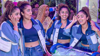 Surabhi Mehra & Samriddhi Mehra Aka Chinki-Minki Get Snapped At The Mumbai Airport | Fun Banter
