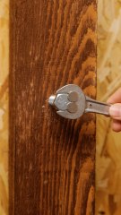 This girl will teach you how to repairs! 😁