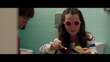 Cuerpos Locos Tráiler