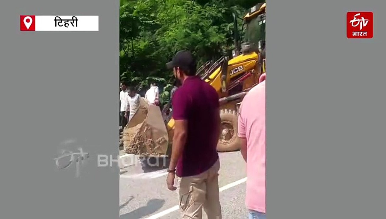 टिहरी के नगणी में बड़ा सड़क हादसा, सवारियों से भरी बस पलटी, दो लोगों की मौत