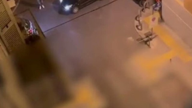 In 4 pestano a calci e pugni un 21enne disabile in strada a Sanremo: il video dell'aggressione