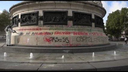 Parigi pulizie il giorno dopo "Bloquon tous": 'È il segno della lotta'