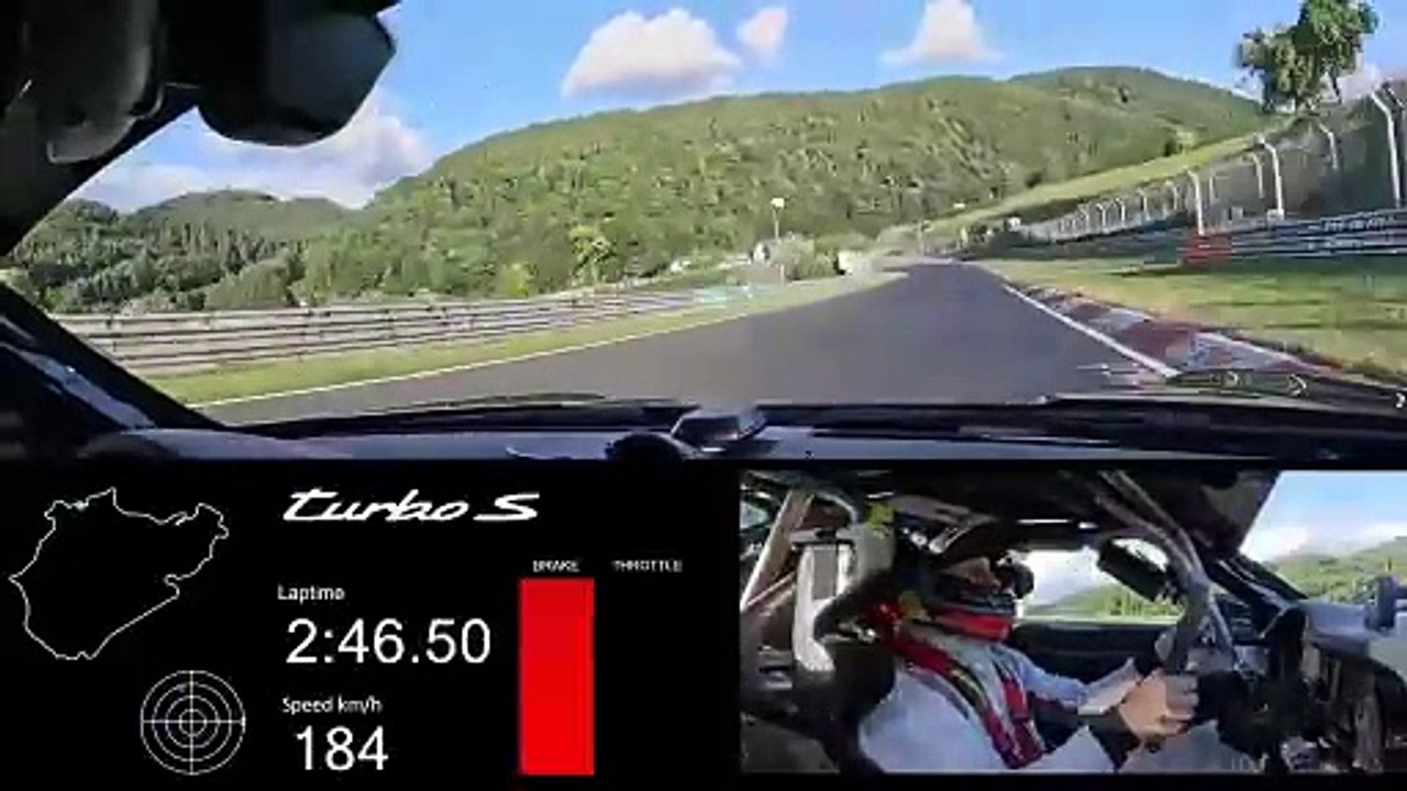 La Porsche 911 Turbo S Coupé développe une puissance cumulée de 711 ch