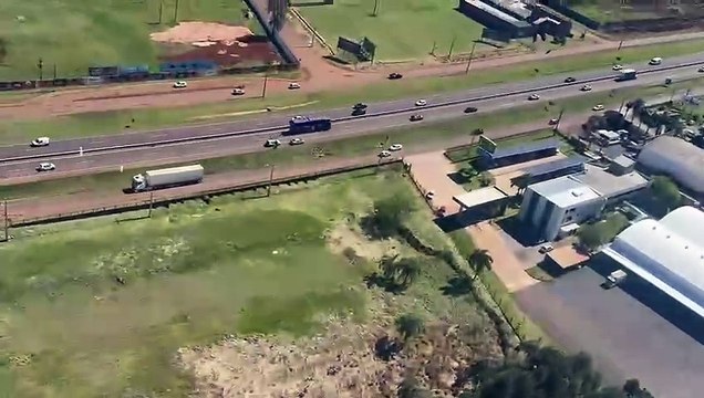 Vídeo mostra perseguição do helicóptero da PM a contrabandistas na BR-277, em Cascavel