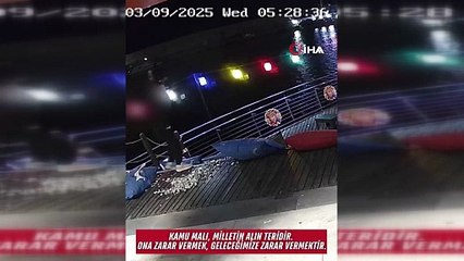 Kafenin eşyalarına zarar verdiler: O anlar güvenlik kamerasında