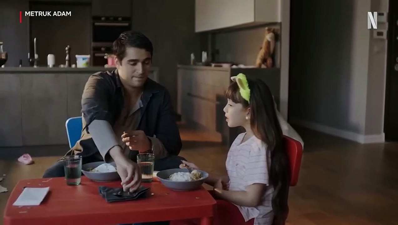Metruk Adam | Türk Dram Filmi Fragman (4K)